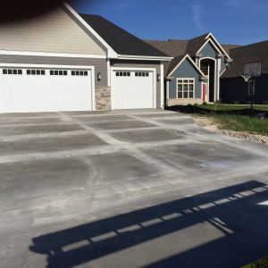 FRONT DRIVEWAY