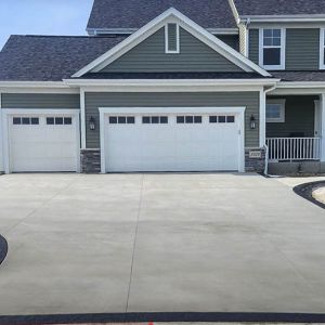 FRONT DRIVEWAY