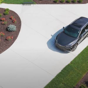 FRONT DRIVEWAY