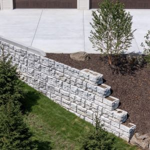 Menomonee Falls Homes - Driveway and Retaining Wall